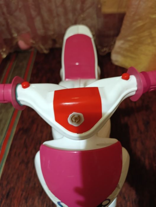 Мотоцикл для дівчинки