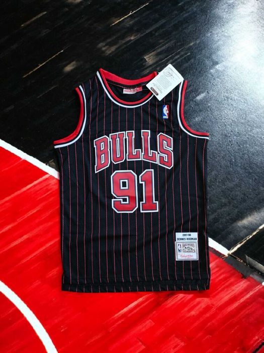 nowa Koszulka NBA Dennis Rodman jersey Chicago Bulls Mitchell Ness L koszykarska michael jordan czarna paski czerwone