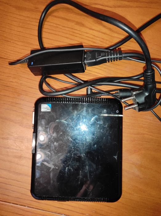 Неттоп Mini-PC Pegatron Wall-e