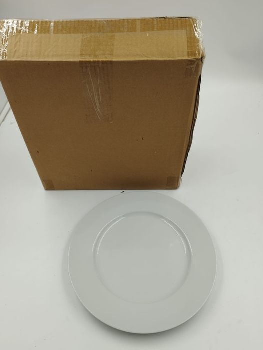 Zestaw białych talerzy obiadowych Amazon Basics 6 sztuk
