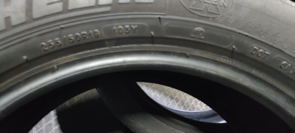 Pneus 255/50/19 semi novos