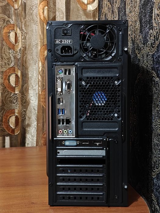 Ігровий ПК із підсвічуванням, rx 550, 4 gb