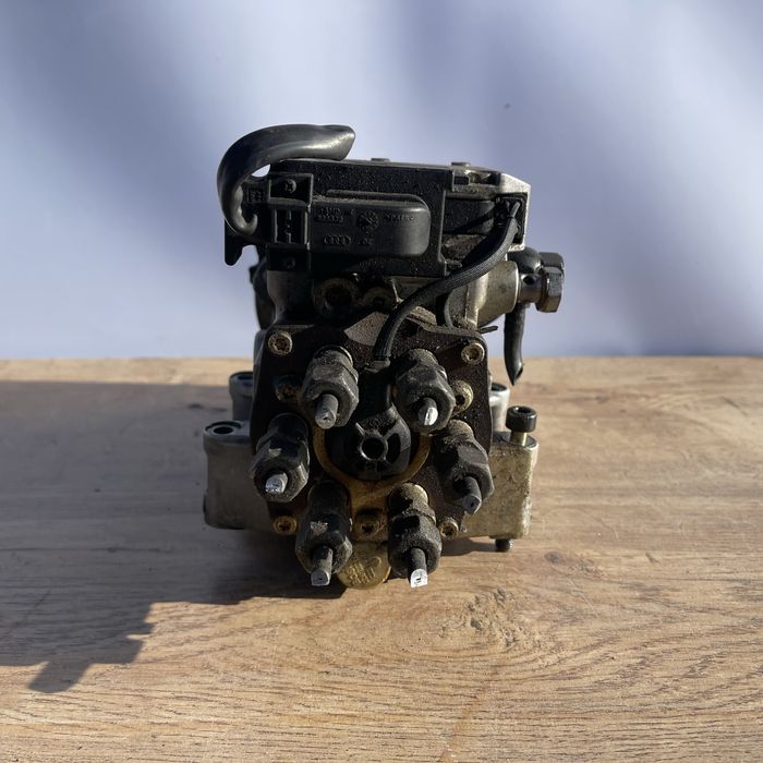 Тнвд Audi A6 C5 2.5 Audi A4 B6 Passat B5 2.5TDI  059130106A 0470506002
