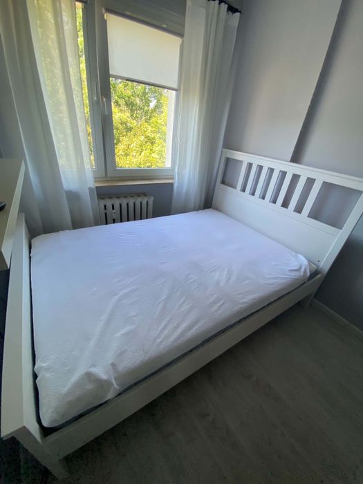 łóżko białe ikea