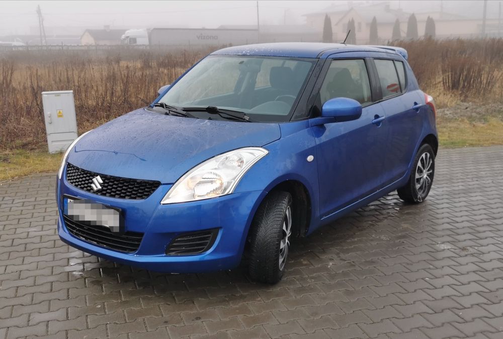 Suzuki swift 1.2 4x4 klima serwis Szwajcaria car pley