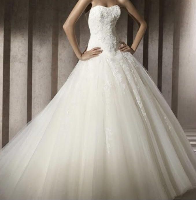Suknia ślubna Pronovias