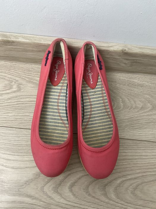 Pepe Jeans espadryle damskie 37 czerwone na koturnie platformie letnie