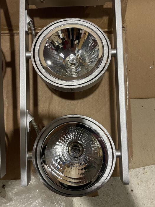 Focos PHILIPS 2 conjuntos