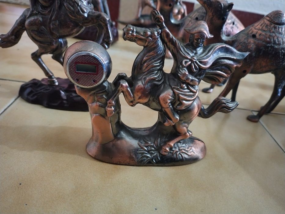 Vendo isqueiros de mesa (1€)