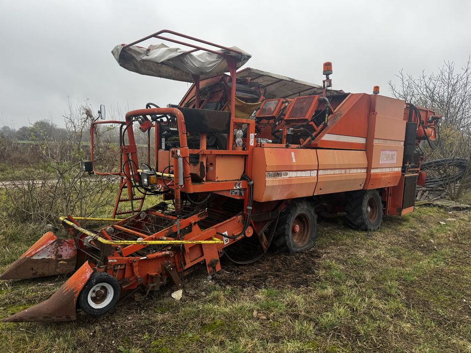 Kombajn do pomidorów Pomac