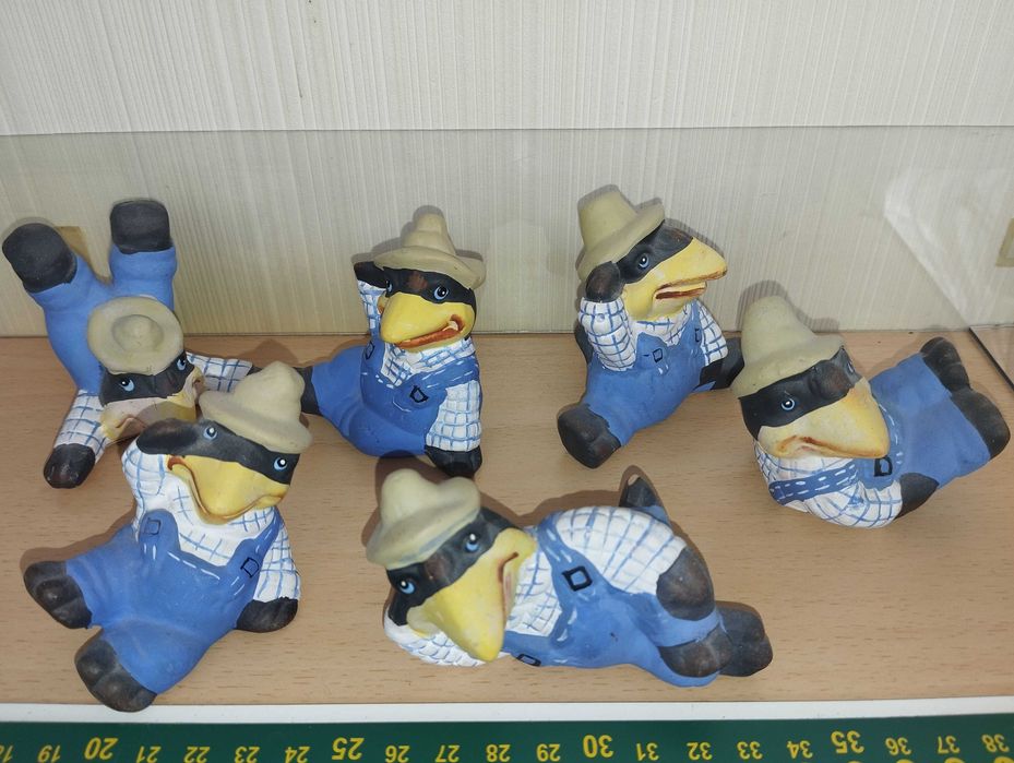 Детские игрушки гипсовые фарфоровые фигурки Ворона Каркуша.