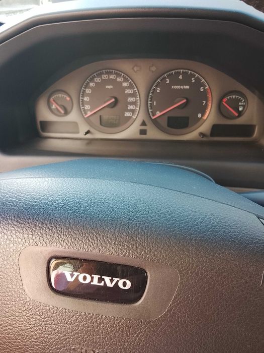 Vendo carro Volvo s60
