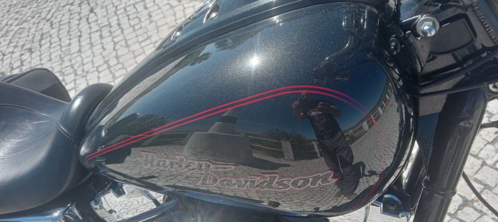 Harley Davidson super glide