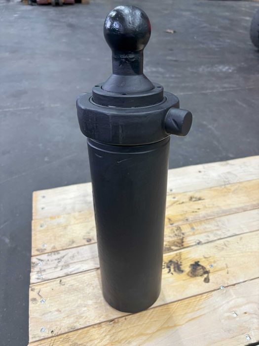 NAPRAWA SIŁOWNIKÓW Uszczelnienia Techniczne