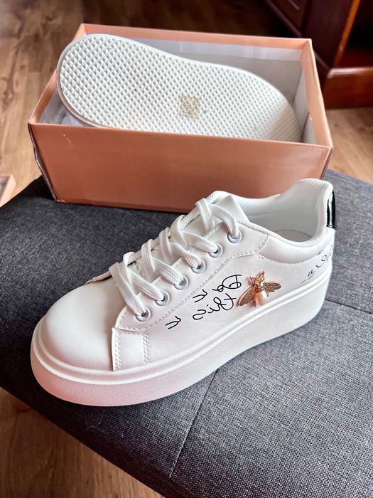 39 Sklep nowe białe sneakersy damskie na grubej podeszwie