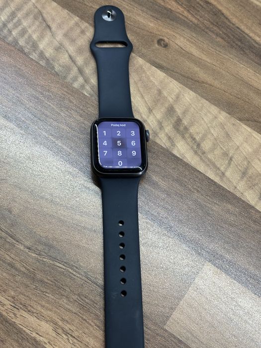 Apple Watch SE 40mm kondycja baterii 85%