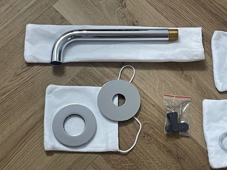 Element natynkowy baterii umywalkowej z krótką wylewką Omnires Y chrom