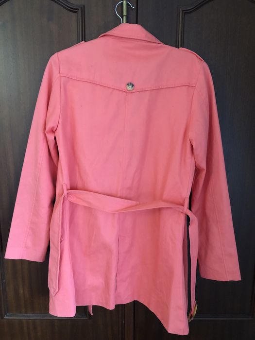 Gabardina cor de rosa mango
