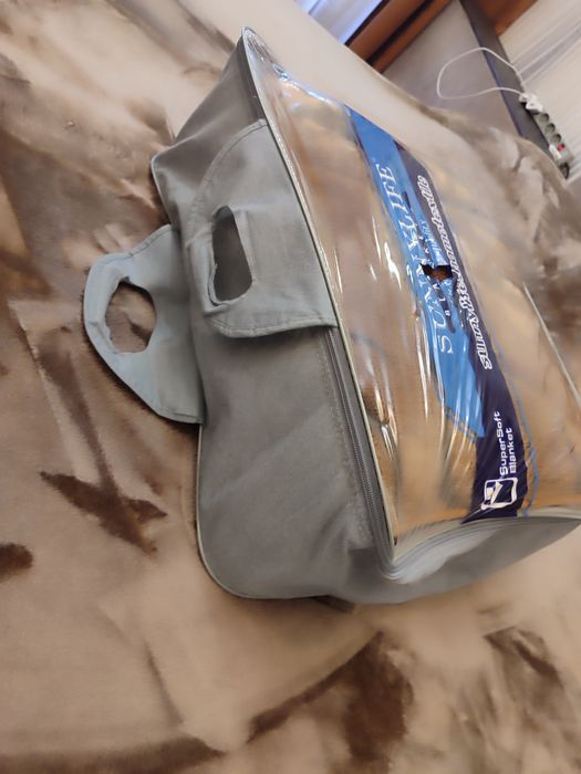 Плед, покрывало.