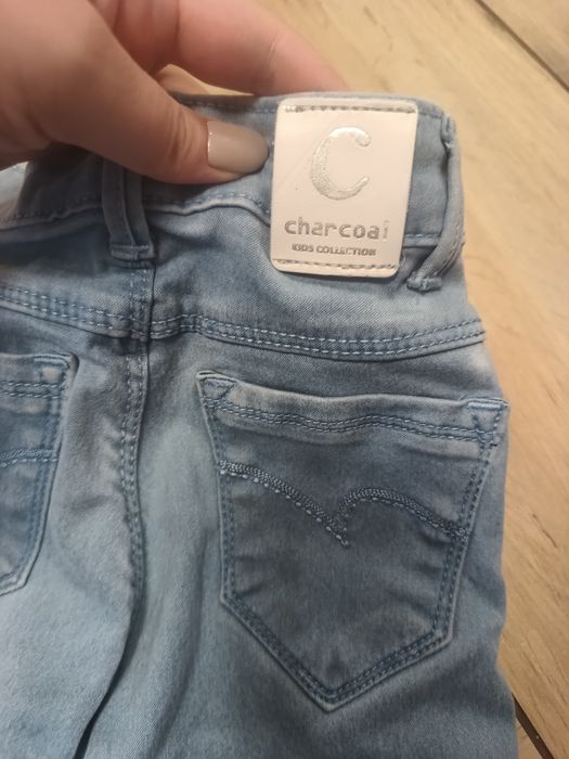 Dziecięce niemowlęce jeansowe spodnie z regulacją w pasie