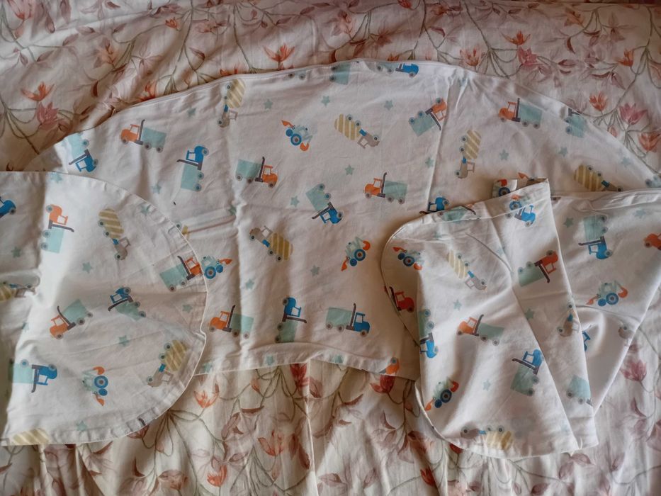 Чохол на подушку для вагітних