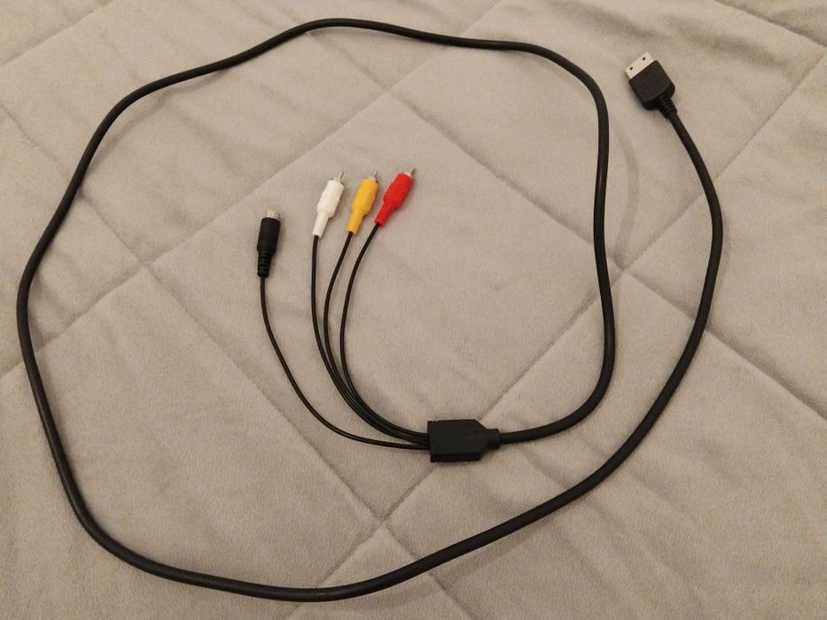 Sega Dreamcast Cabo 1.8M AV RCA + S Video