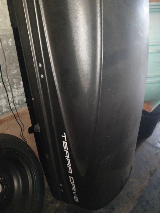 Автомобільний бокс Terra Drive 460