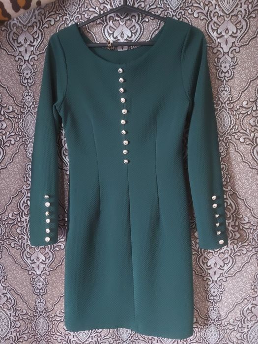 Плаття сукня з поясом в заді декоративні гудзики