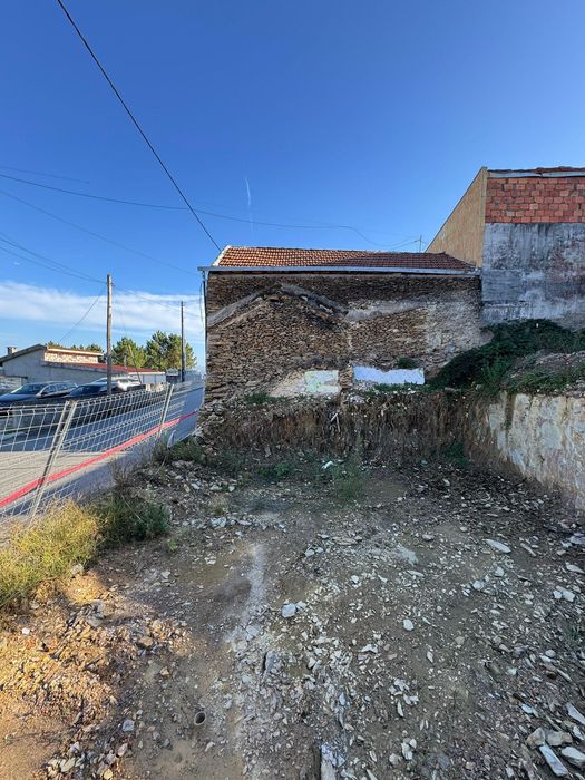 Terreno com projeto aprovado e Pronto a Construir