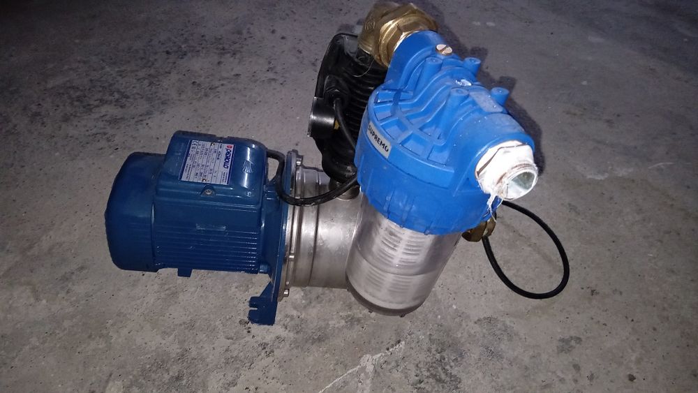Bomba de agua como nova