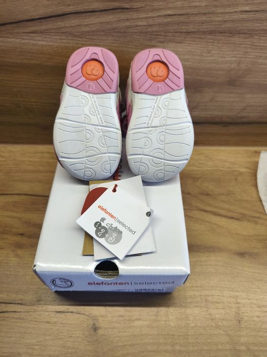 Nowe Elefanten LEANDRE Sneakersy r.18