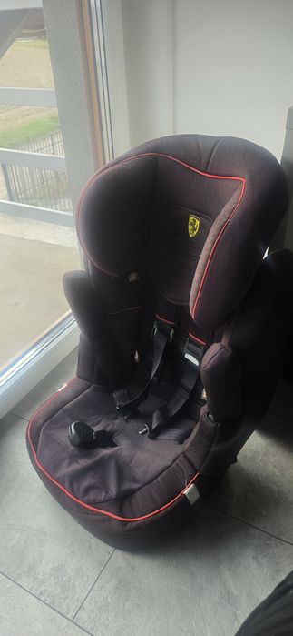 Fotelik samochodowy  Ferrari