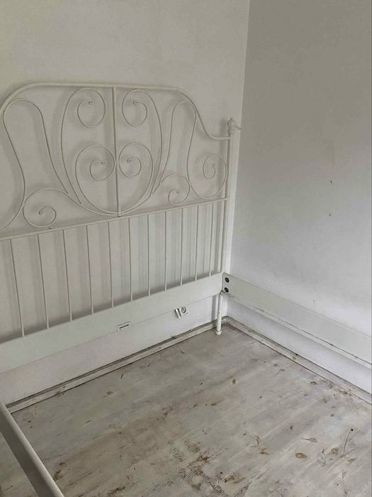 Łóżko metalowe białe 140x200