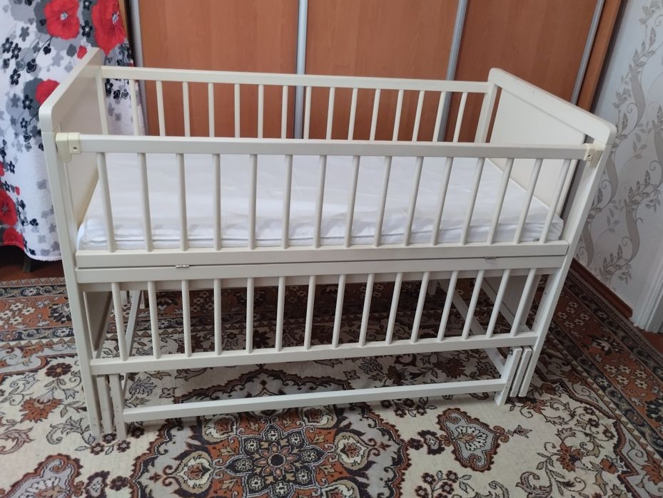 Продам дитячу кроватку