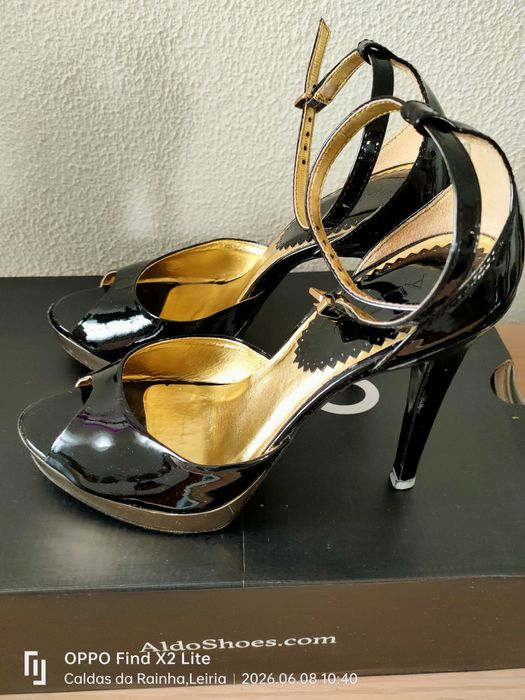Vendo 2 pares de sapatos