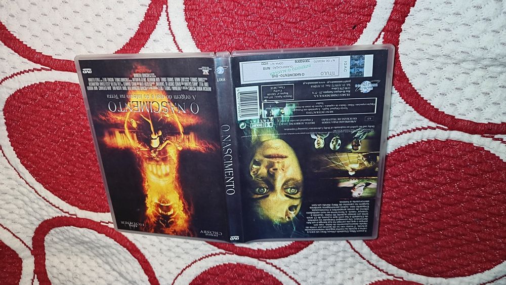 O nascimento_Kane Hodder