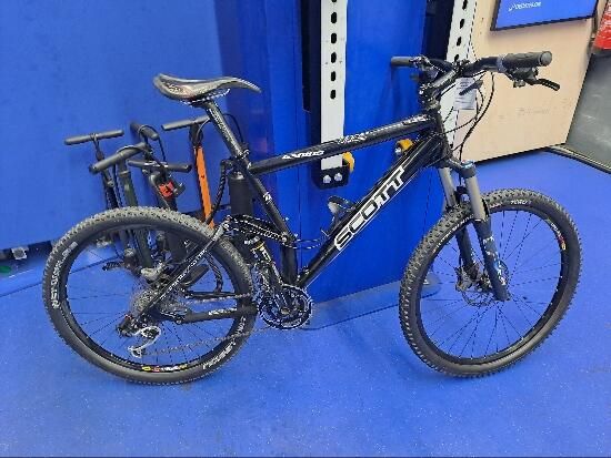 Scott Genius MC 40 Preto