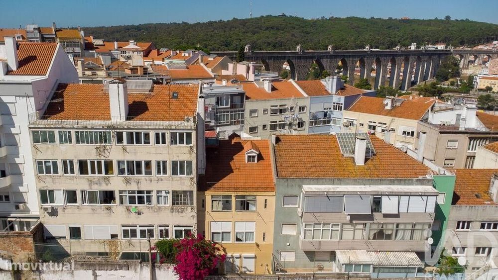 Apartamento T4 em Campolide de 86 m2