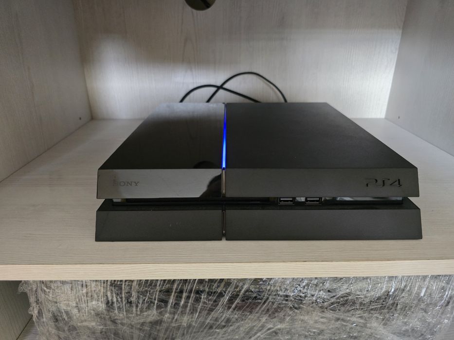 Konsola Sony PlayStation PS4. Zadbana. 500GB. Plomby Oryginalne .