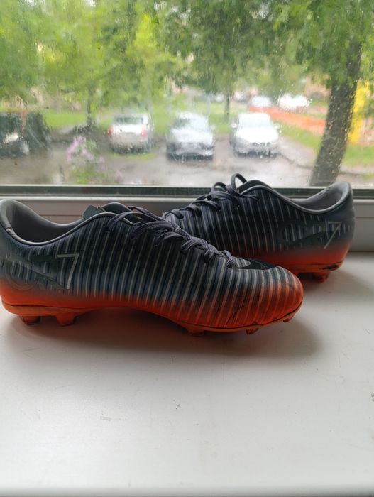 Бутсы футбольные найк MERCURIAL