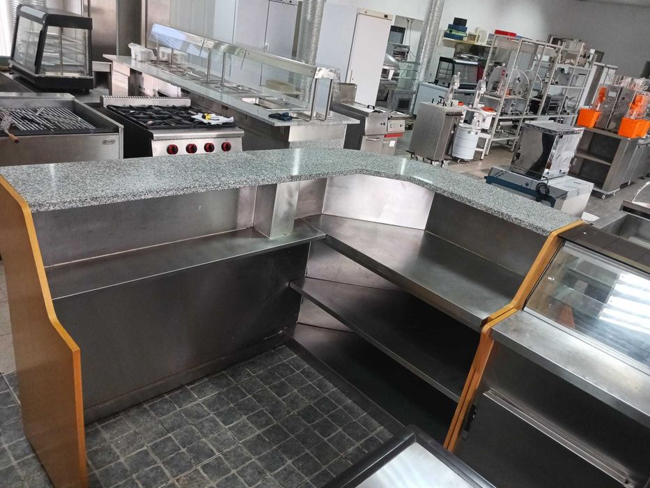 ACM1665 - Balcão com vitrine refrigerada - Usado