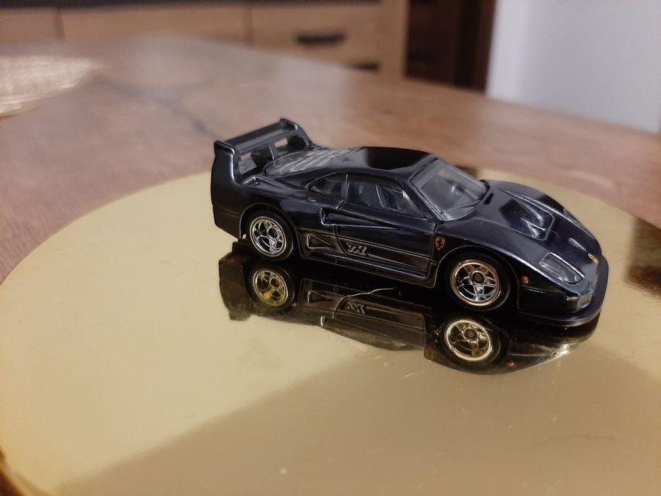 Hot wheels ferrari f40 sth
