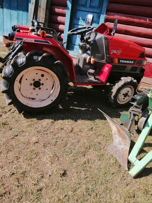 Продам трактор янмар F7.
