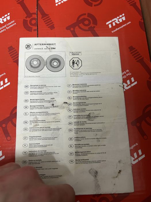 2 Discos de travão TRW PRETO Opel Citroen Peugeot (NOVO)