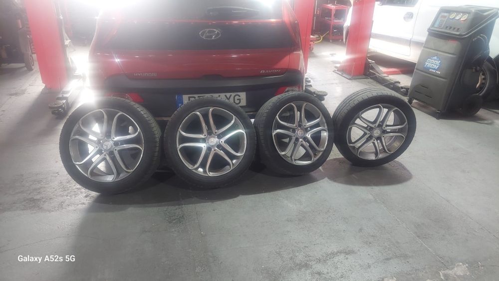 Jantes originais Mercedes Class A w176 c/pneus 50%