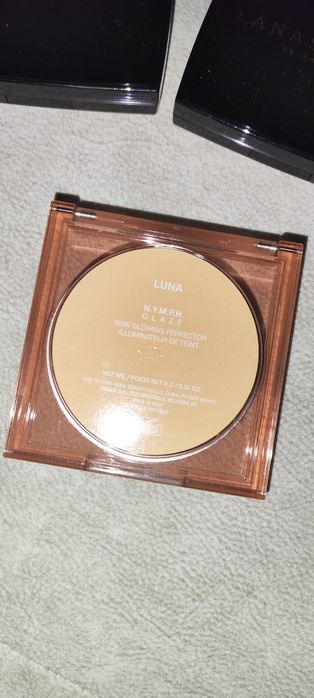 Румяна, бронзер хайлайтер Anastasia Beverly Hills