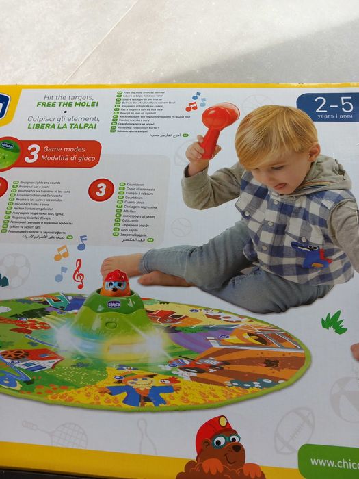 Brinquedo. Tapete musical Chico