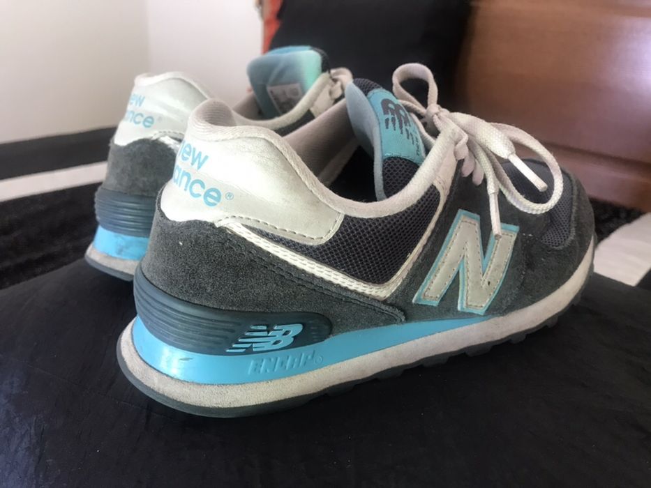 New Balance Azuis/Brancas