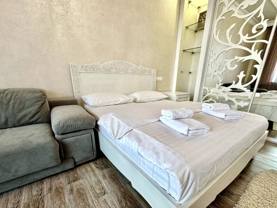 ApartPoltava Розкішна студія біля сонячного парку, ПОДОБОВО\ПОГОДИННО