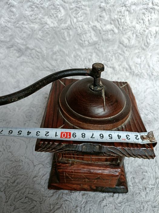 Młynek do kawy drewniany / atrapa / dekoracja / ozdoba